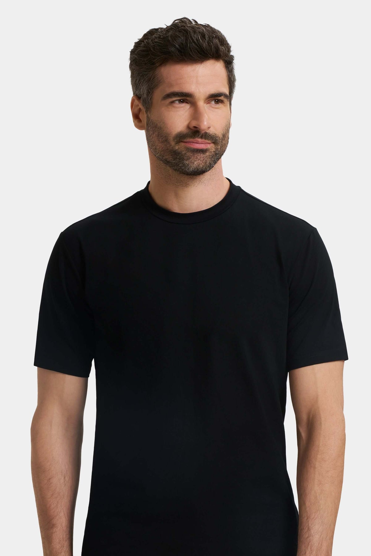 THE ESSENTIAL SLIM T-SHIRT