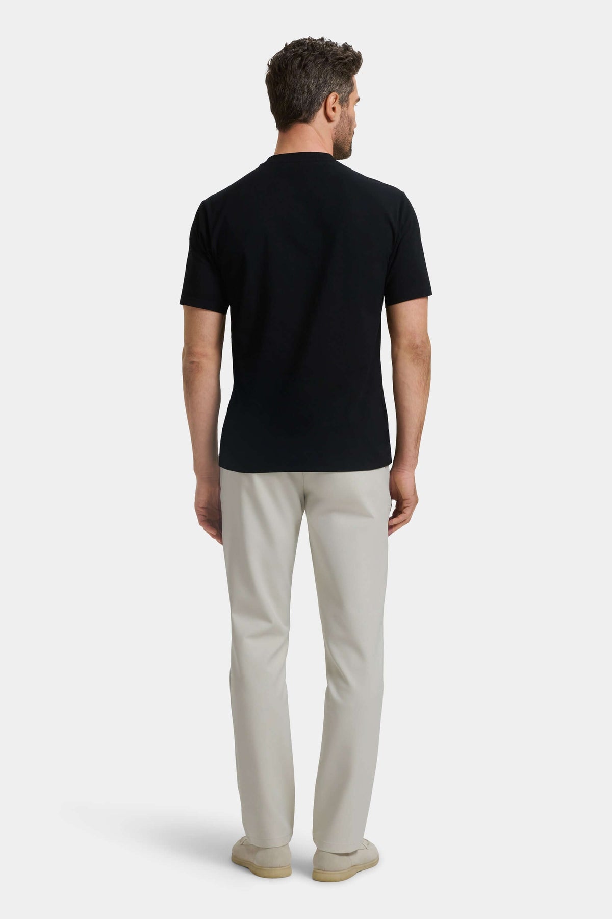 THE ESSENTIAL SLIM T-SHIRT