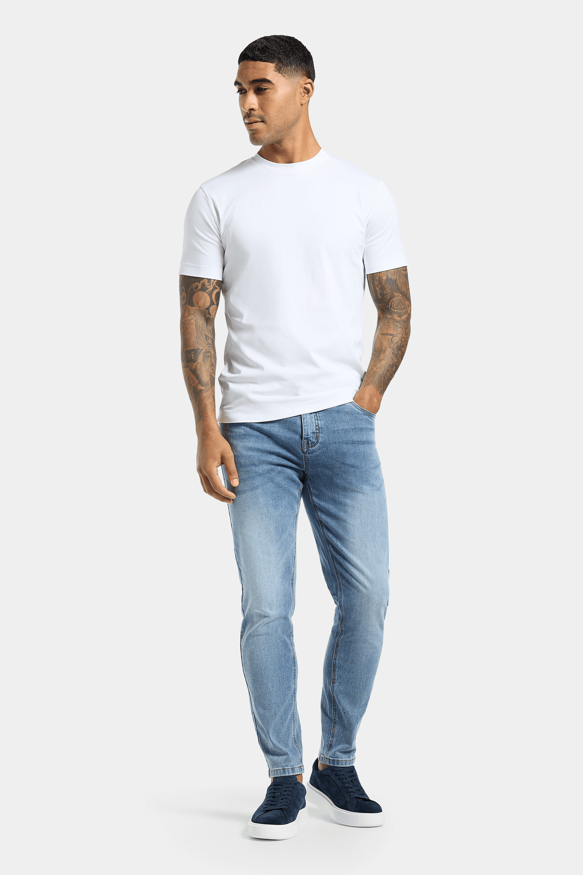 THE MATTEO SLIM JEANS