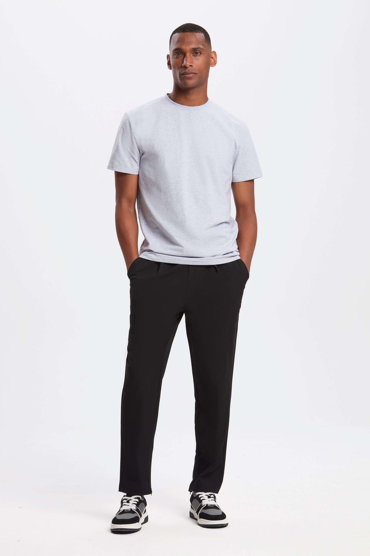 THE REGULAR T-SHIRT