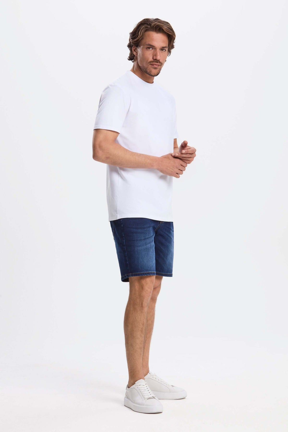 THE REGULAR T-SHIRT