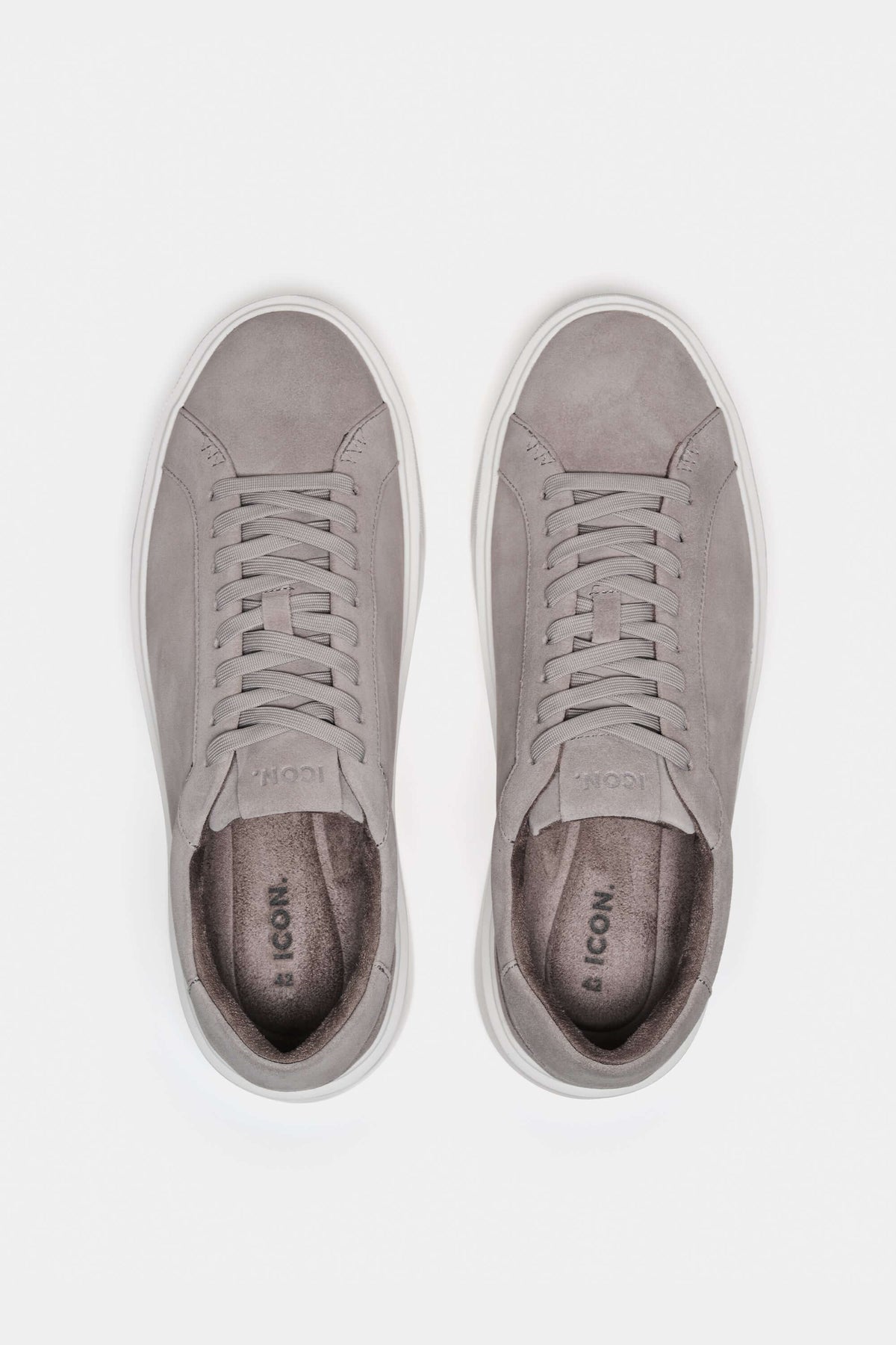 THE CLASSIC SUEDE TRAINER