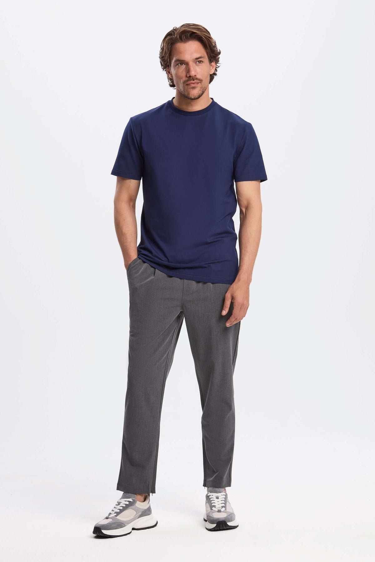 THE REGULAR T-SHIRT