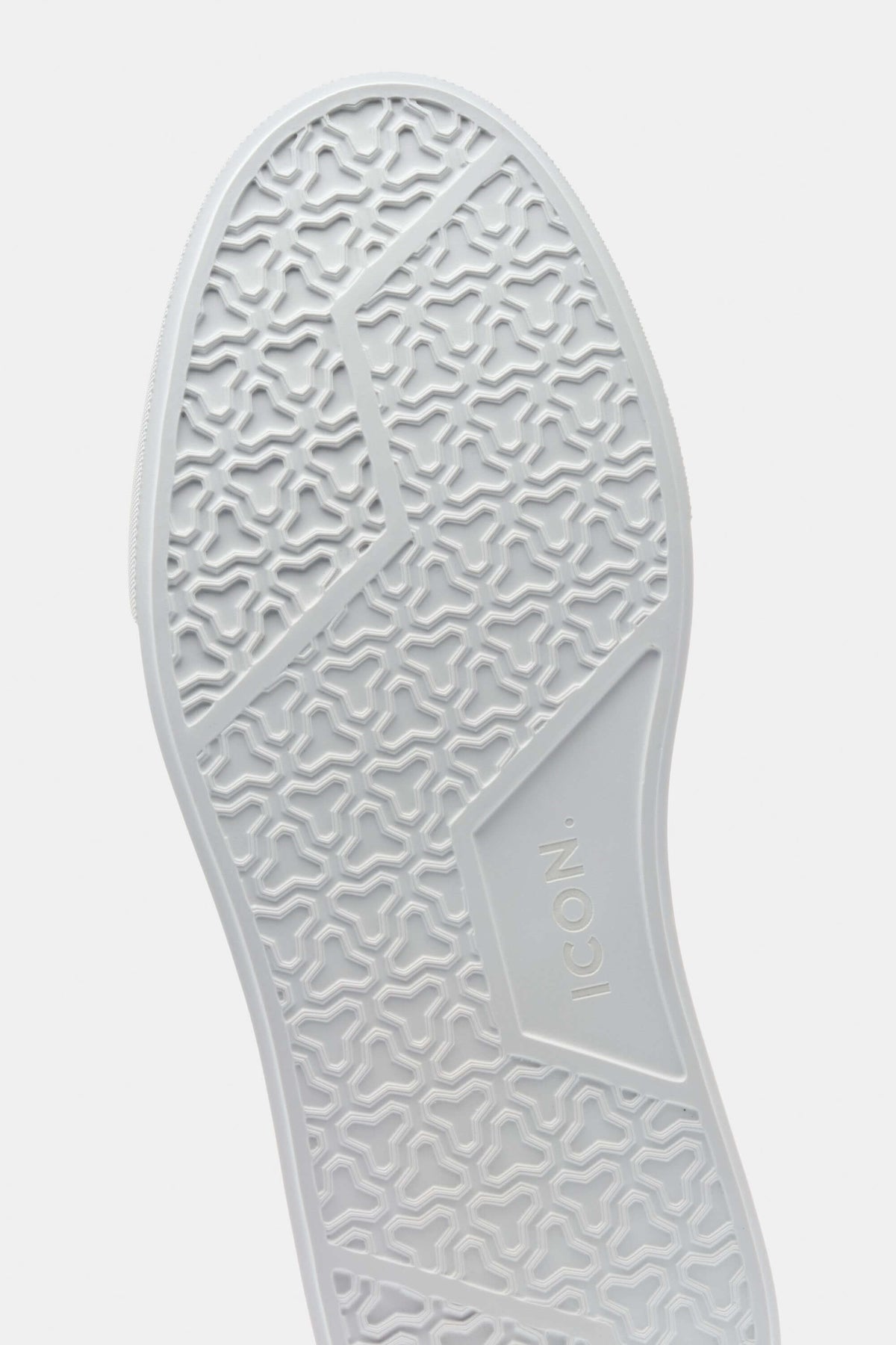 THE CLASSIC SUEDE SLIP ON