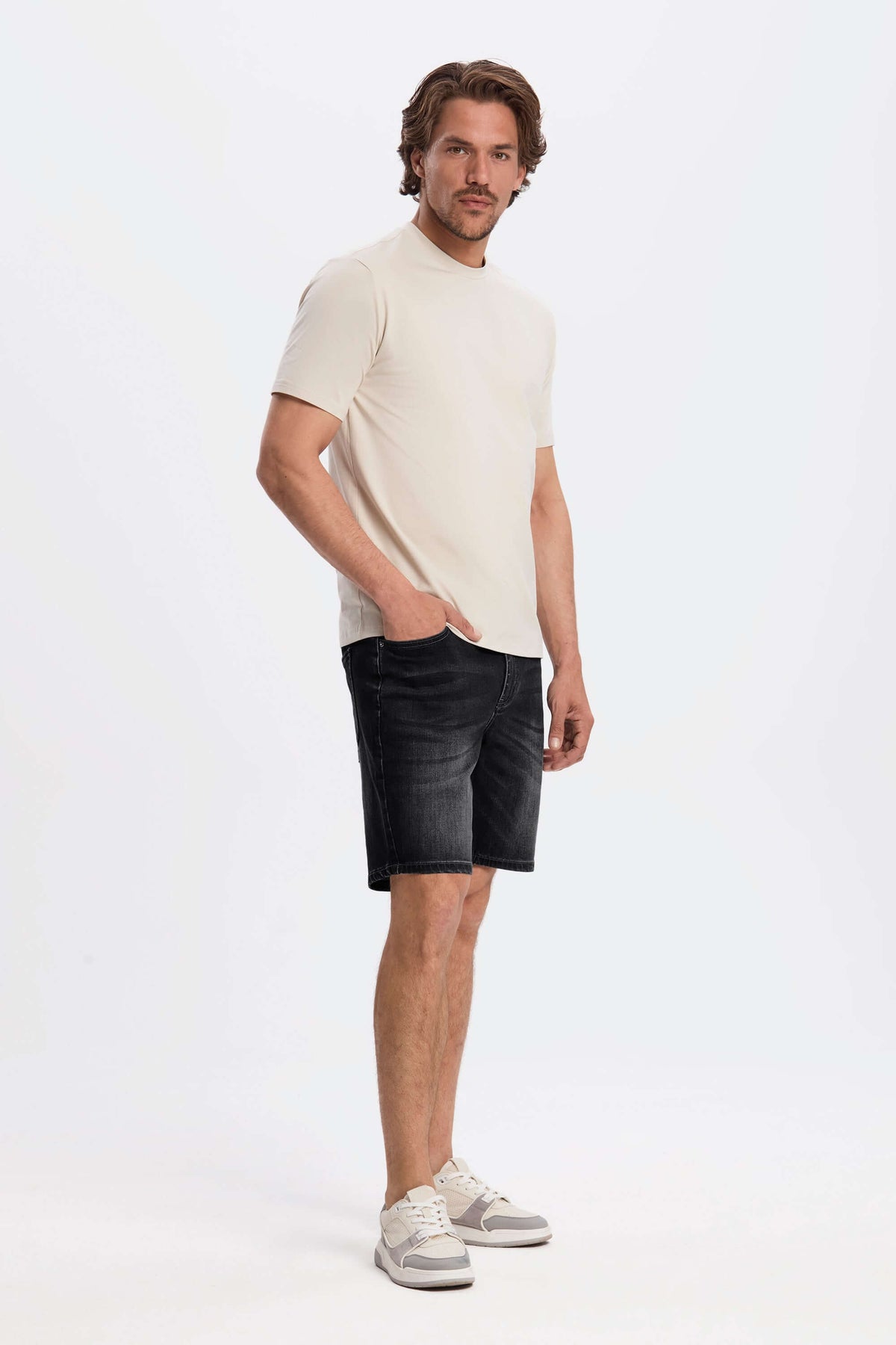 THE JAXON SHORTS