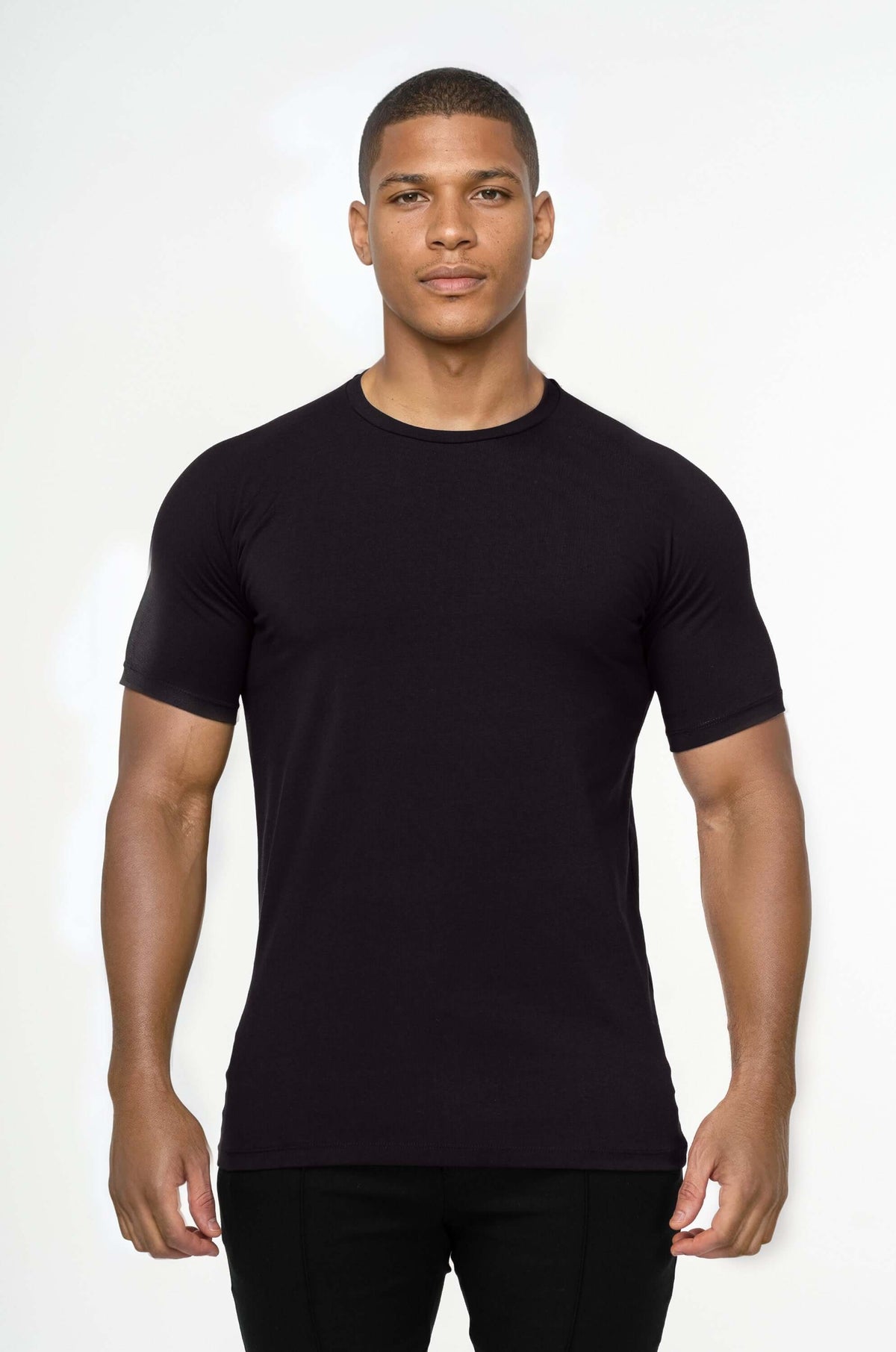 THE ESSENTIAL T-SHIRT